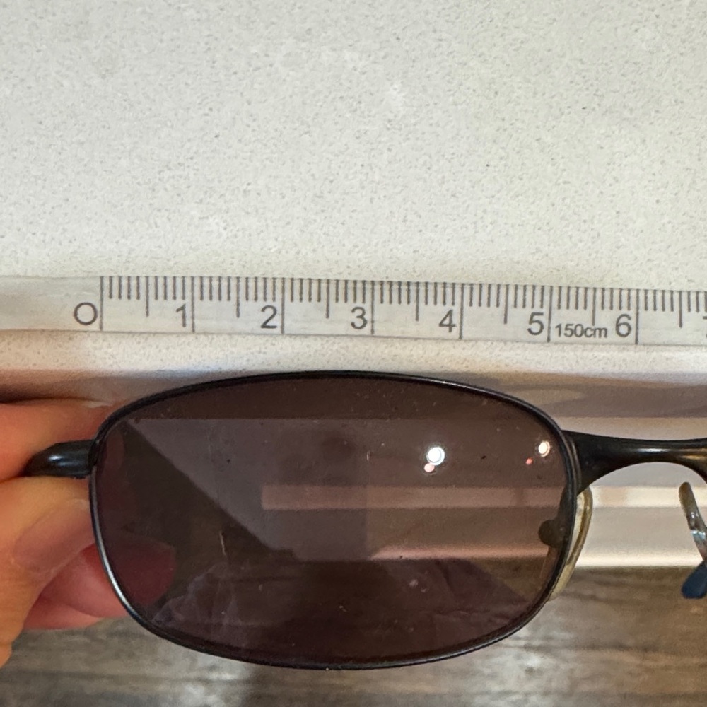 Ray Ban Sunglasses With Rectangular Frame - image 3